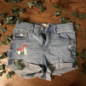 Shorts customized. Cute mushrooms designs.